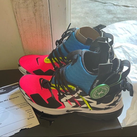 Brand new Nike Air Presto men’s size 4